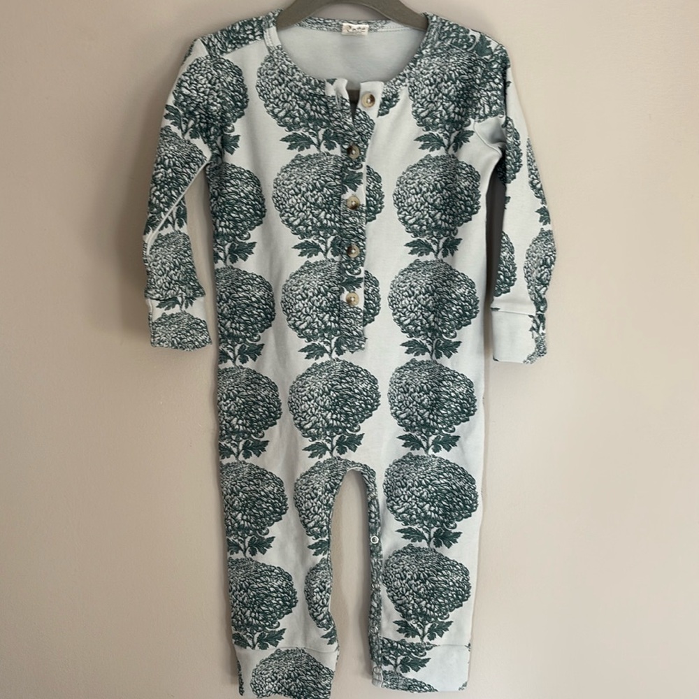 Kate Quinn romper